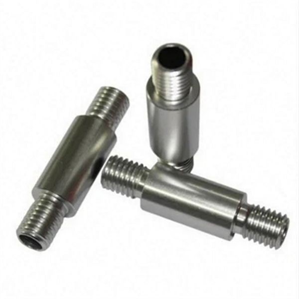 Prototyp einer kreisförmigen Schlitzklinge zum Schneiden von Pappe